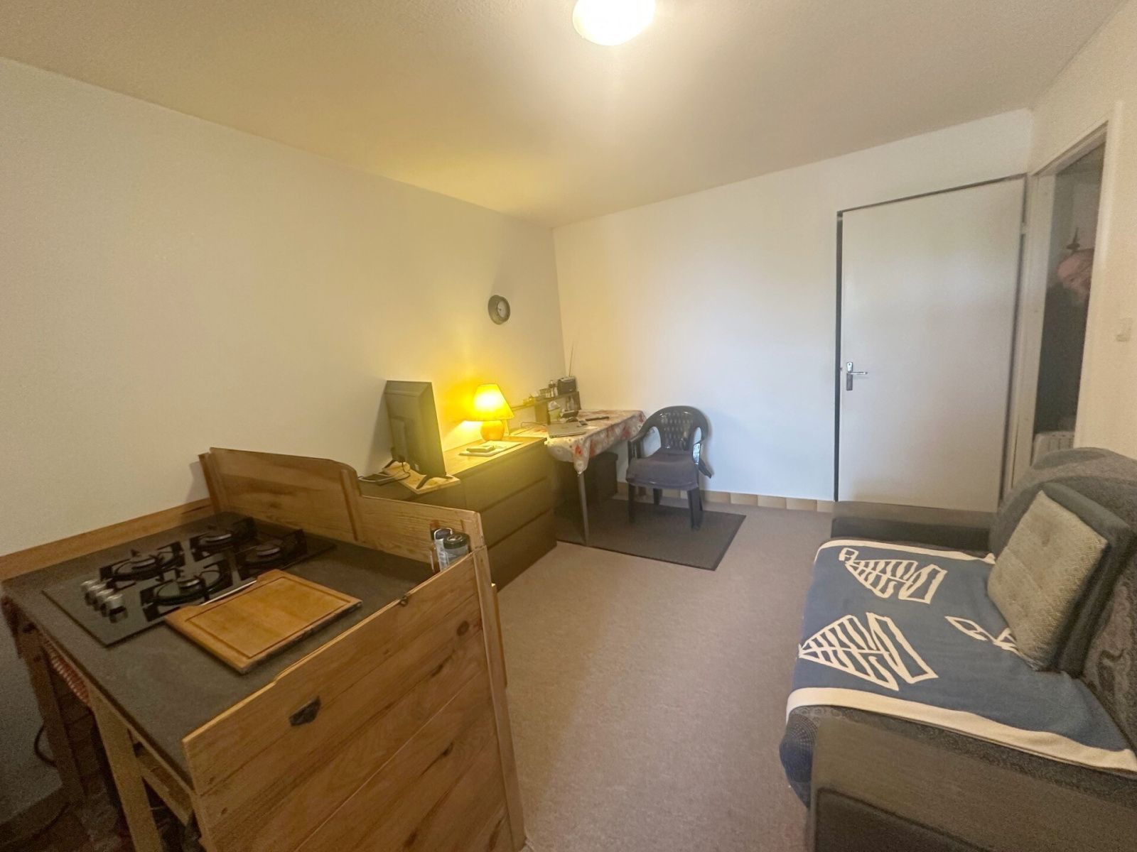 Image_, Studio, Carnon, ref :34401