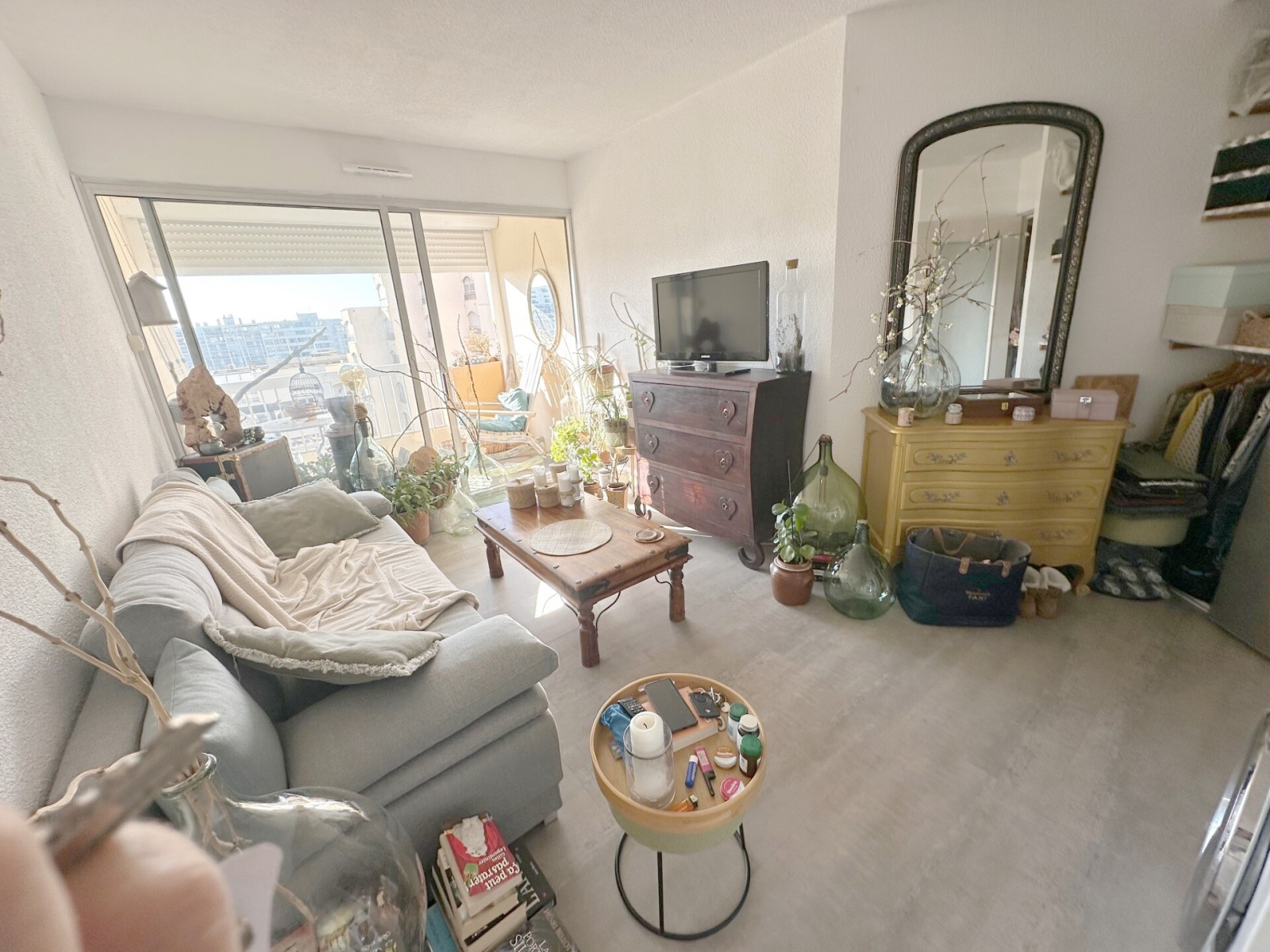 Image_, Studio, Carnon, ref :3444