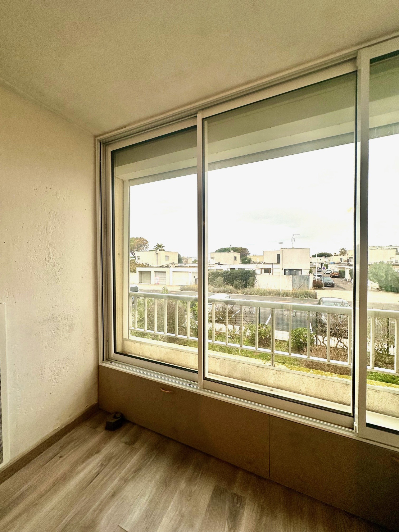 Image_, Studio, Carnon, ref :3454