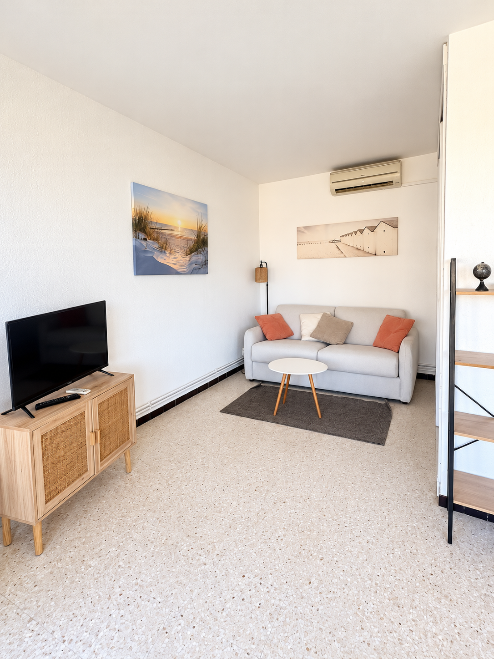 Image_, Studio, Mauguio, ref :641