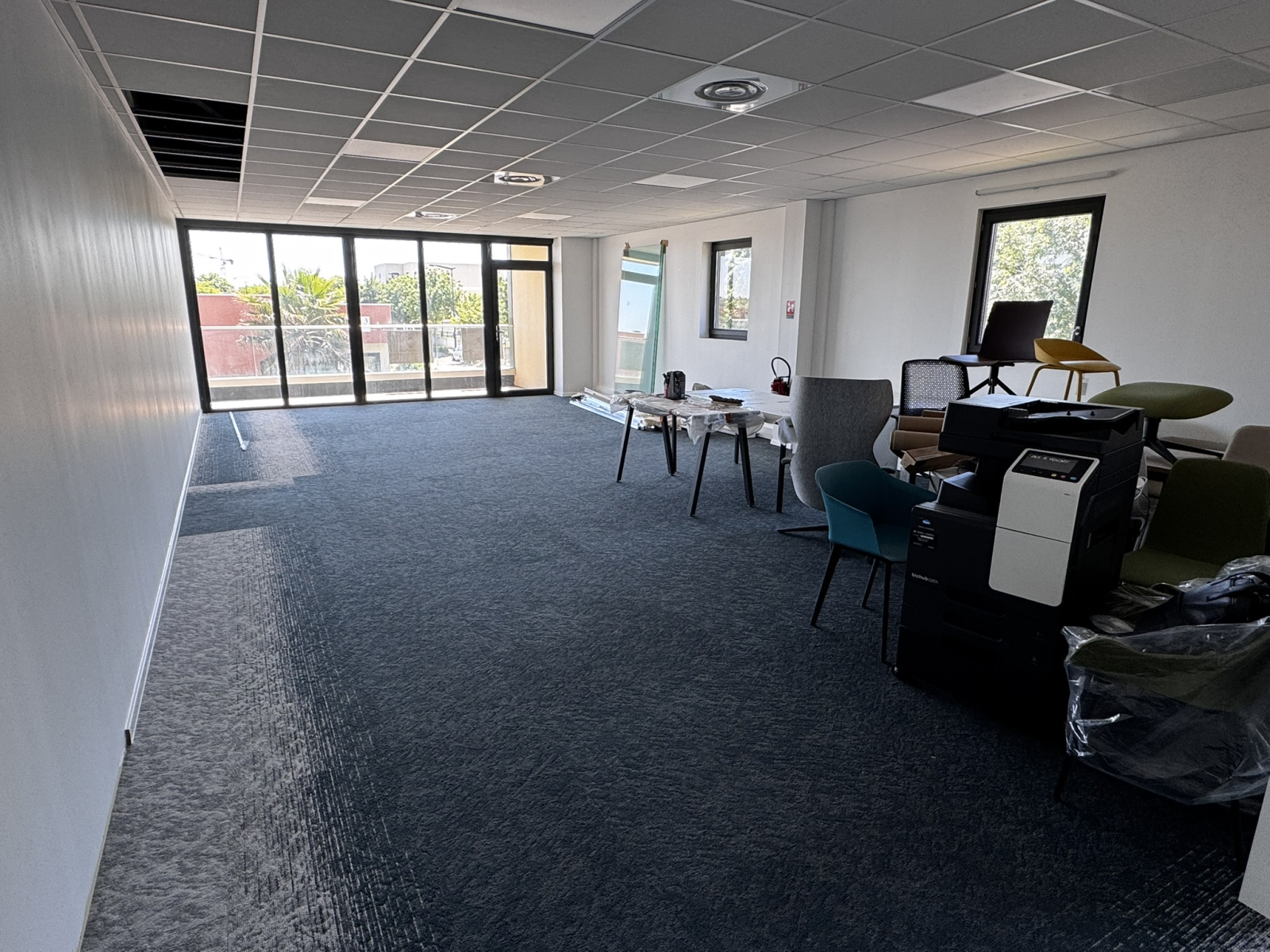 Image_, Bureaux, Fabrègues, ref :R1balcouest